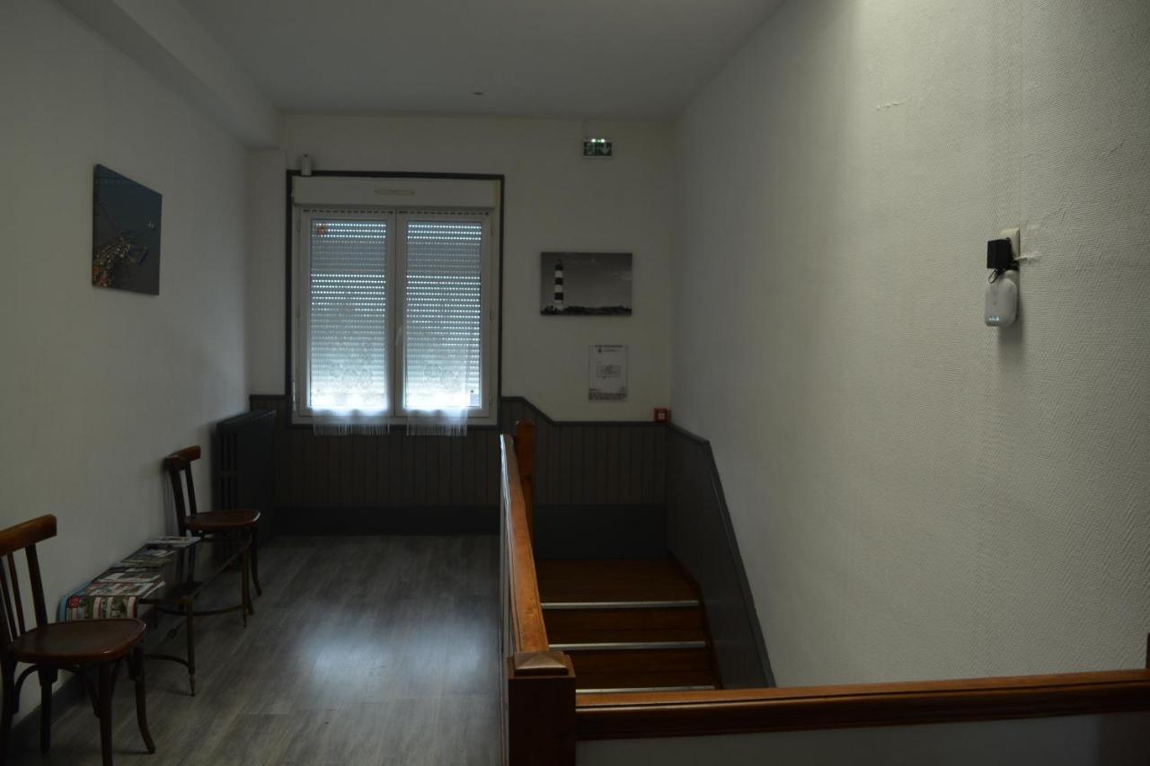 Logis Hotel Le Terminus Bourcefranc Dış mekan fotoğraf