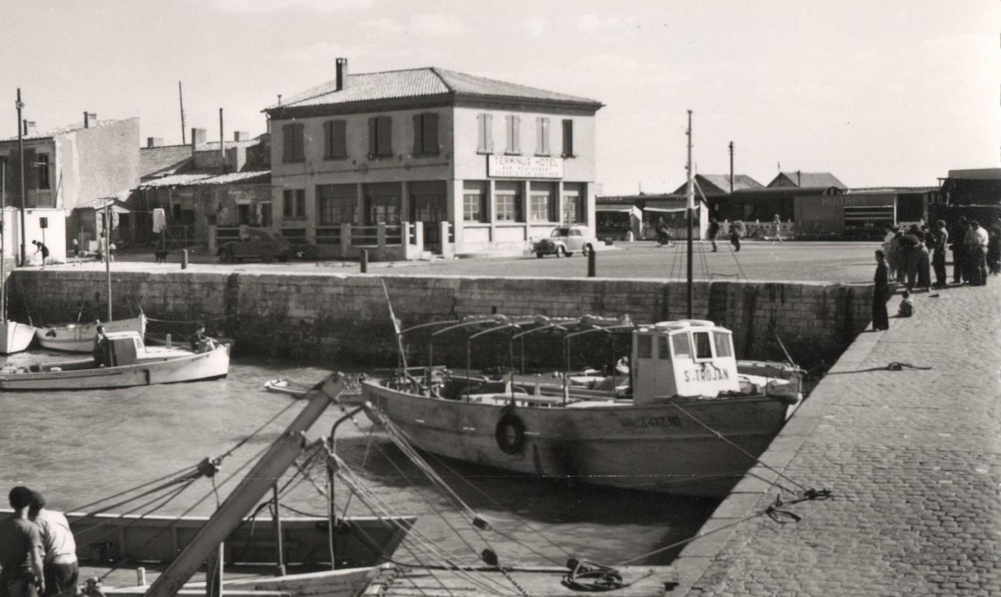 Logis Hotel Le Terminus Bourcefranc Dış mekan fotoğraf